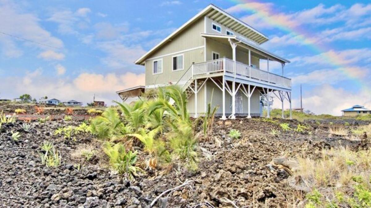 Picture of Home For Sale in Captain Cook, Hawaii, United States