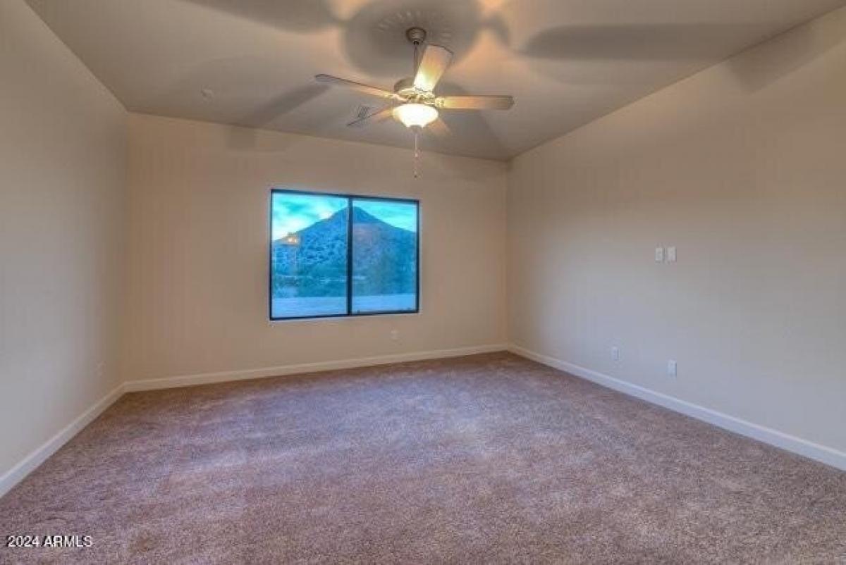 Picture of Home For Sale in Tonopah, Arizona, United States