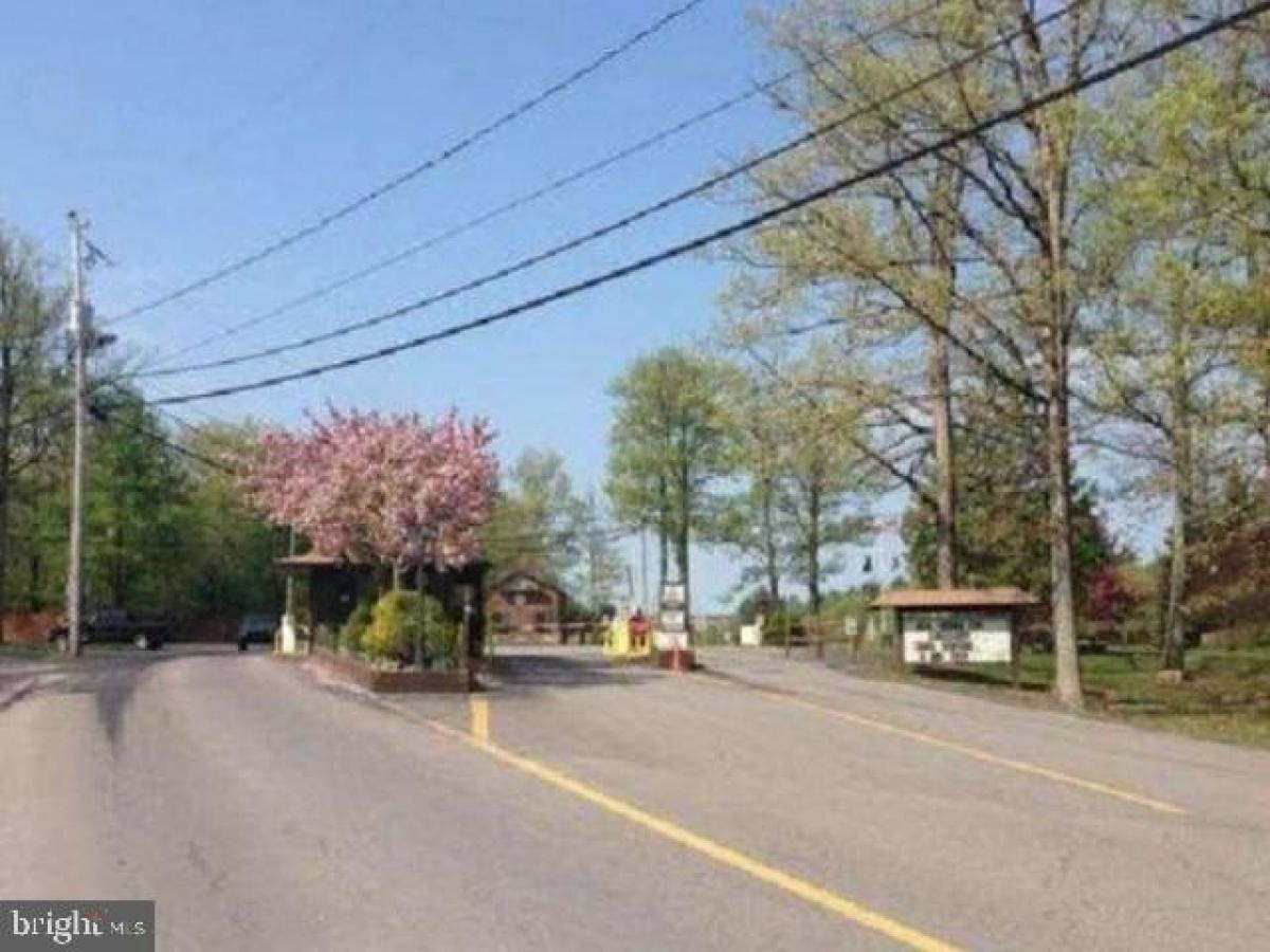 Picture of Home For Sale in Dingmans Ferry, Pennsylvania, United States