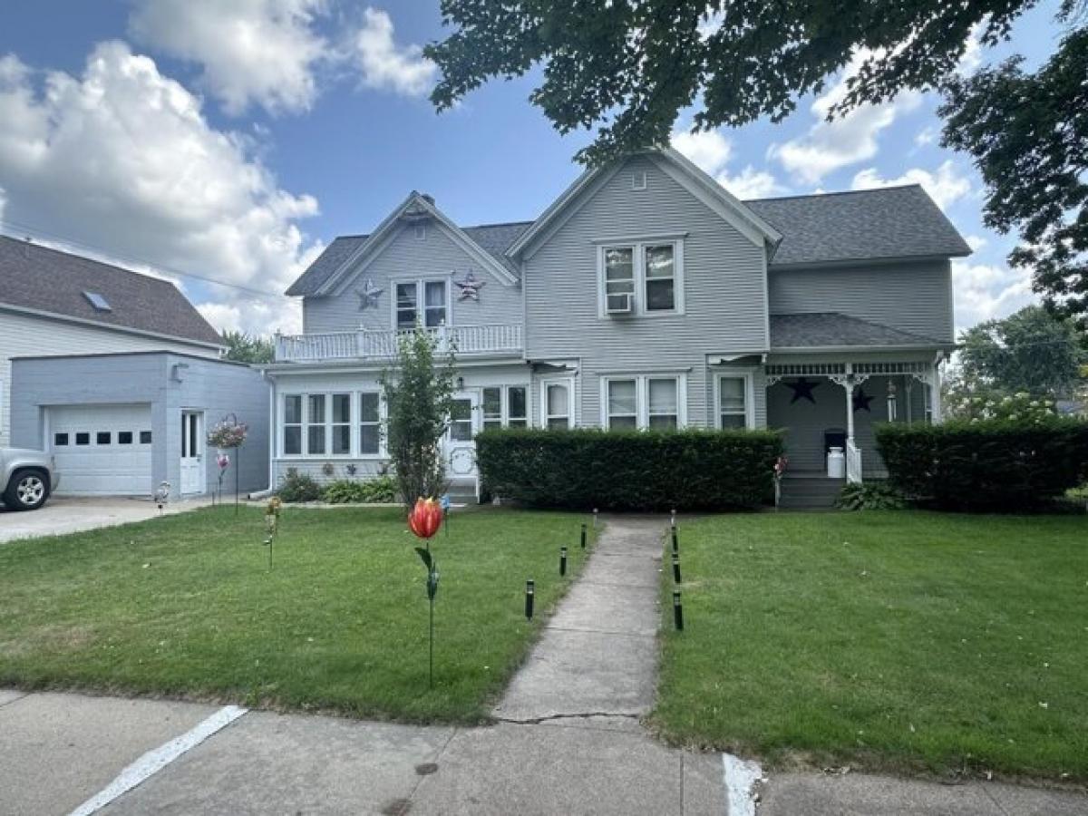 Picture of Home For Sale in Wisconsin Rapids, Wisconsin, United States