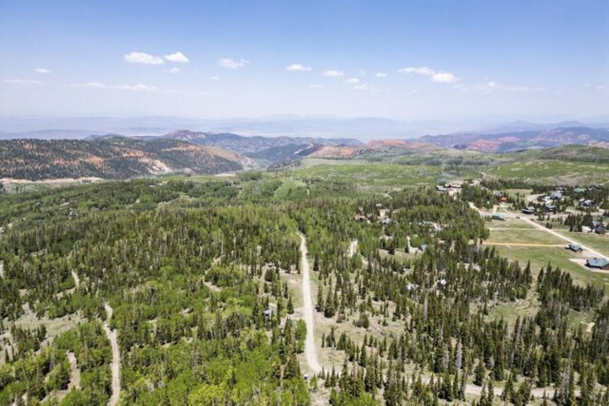 Picture of Home For Sale in Brian Head, Utah, United States