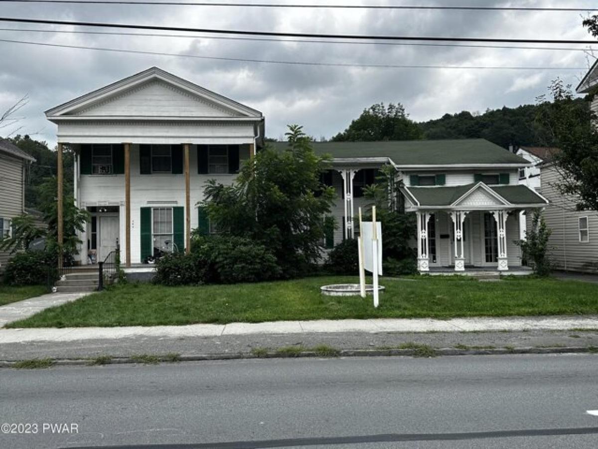 Picture of Home For Sale in Honesdale, Pennsylvania, United States