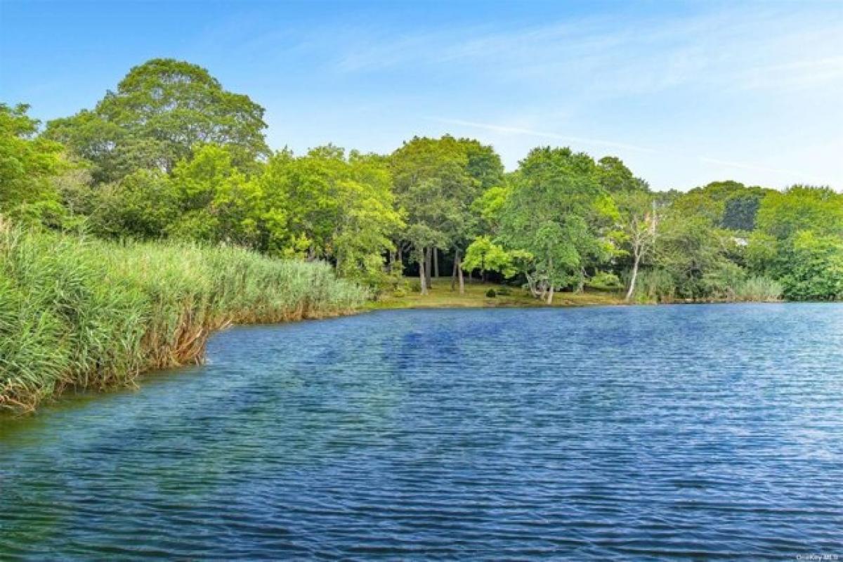 Picture of Residential Land For Sale in Westhampton Beach, New York, United States