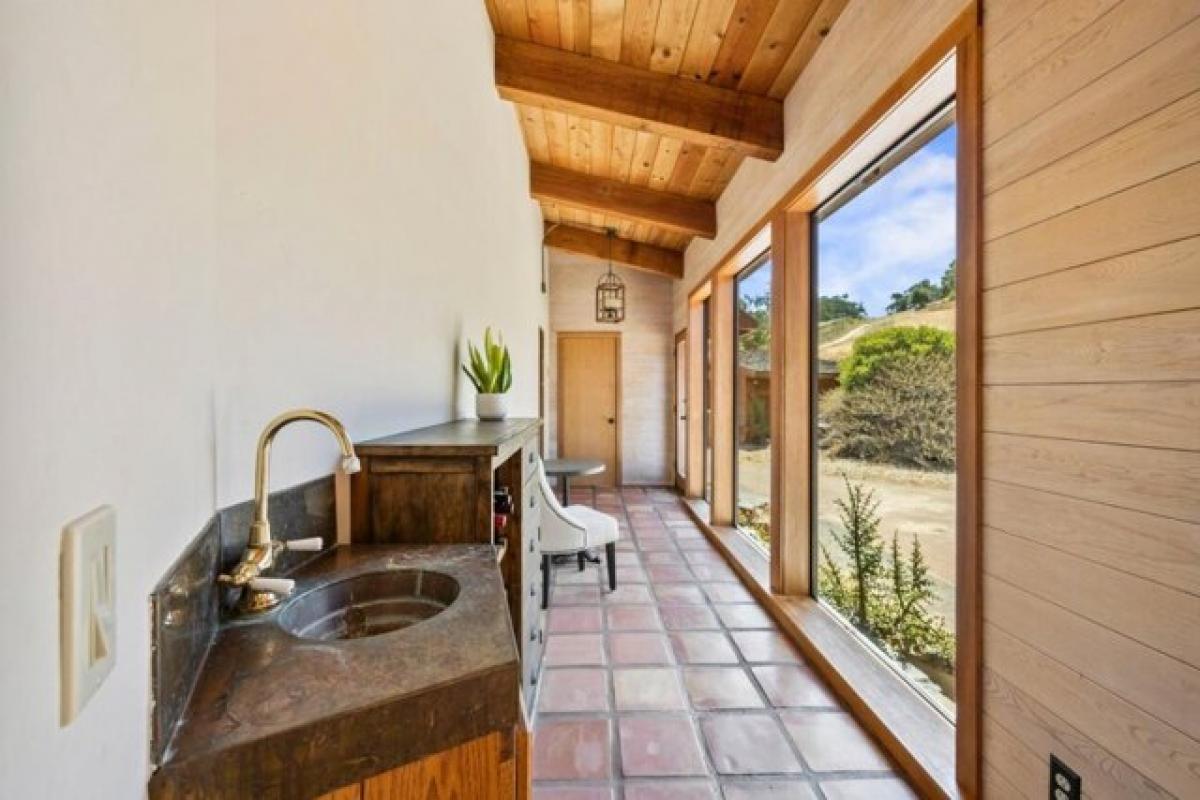 Picture of Home For Sale in Morgan Hill, California, United States