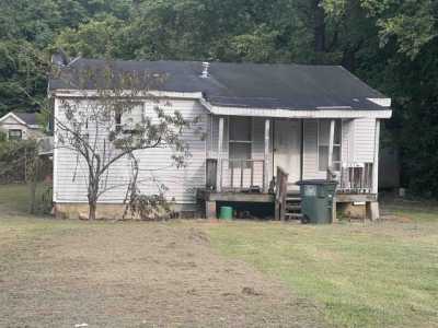 Home For Sale in Henning, Tennessee