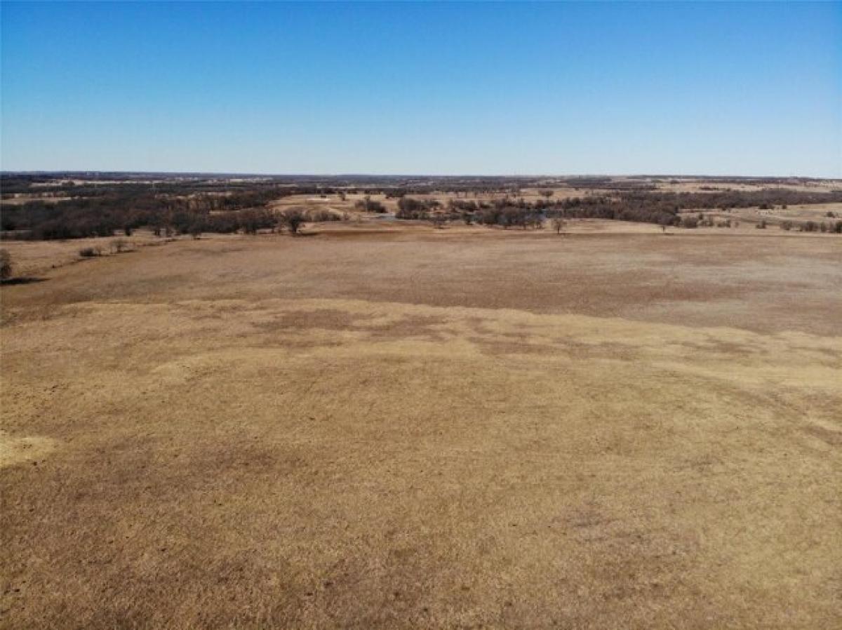 Picture of Residential Land For Sale in Decatur, Texas, United States