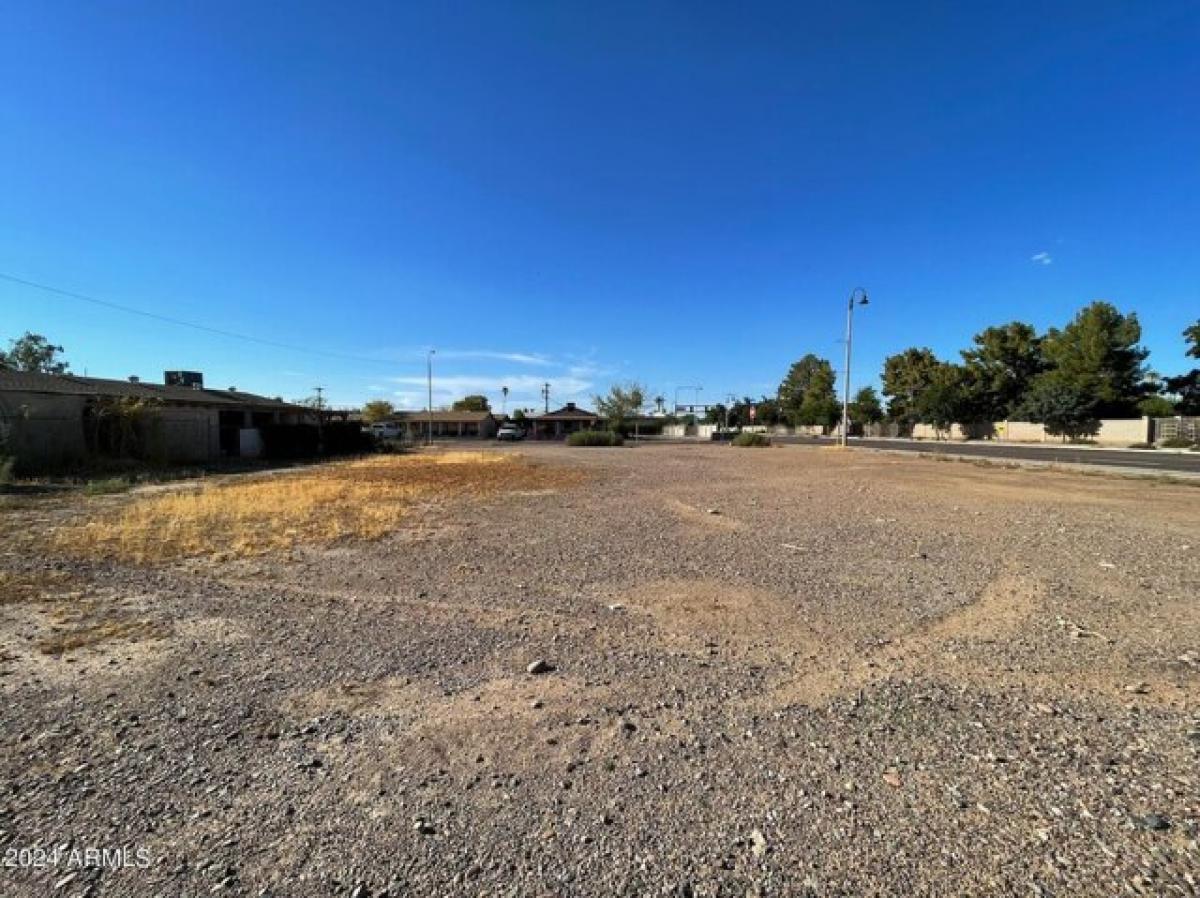 Picture of Residential Land For Sale in Tolleson, Arizona, United States