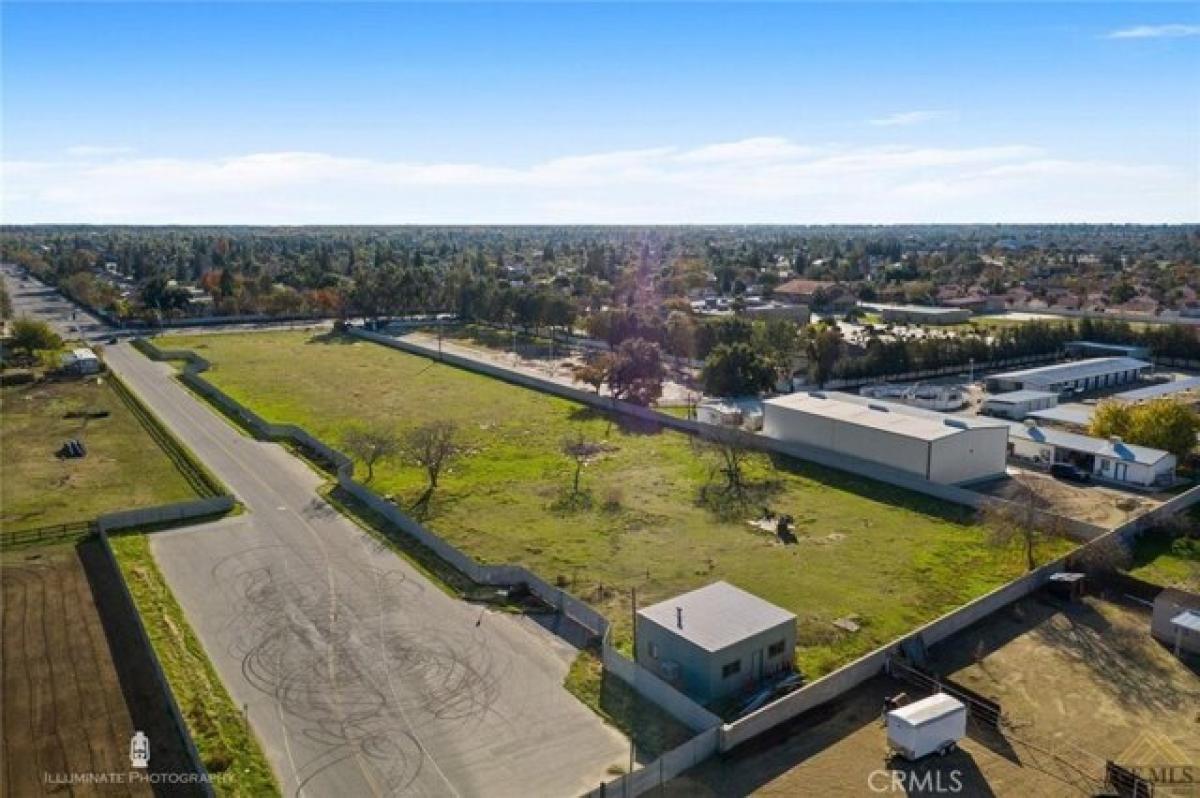 Picture of Residential Land For Sale in Bakersfield, California, United States