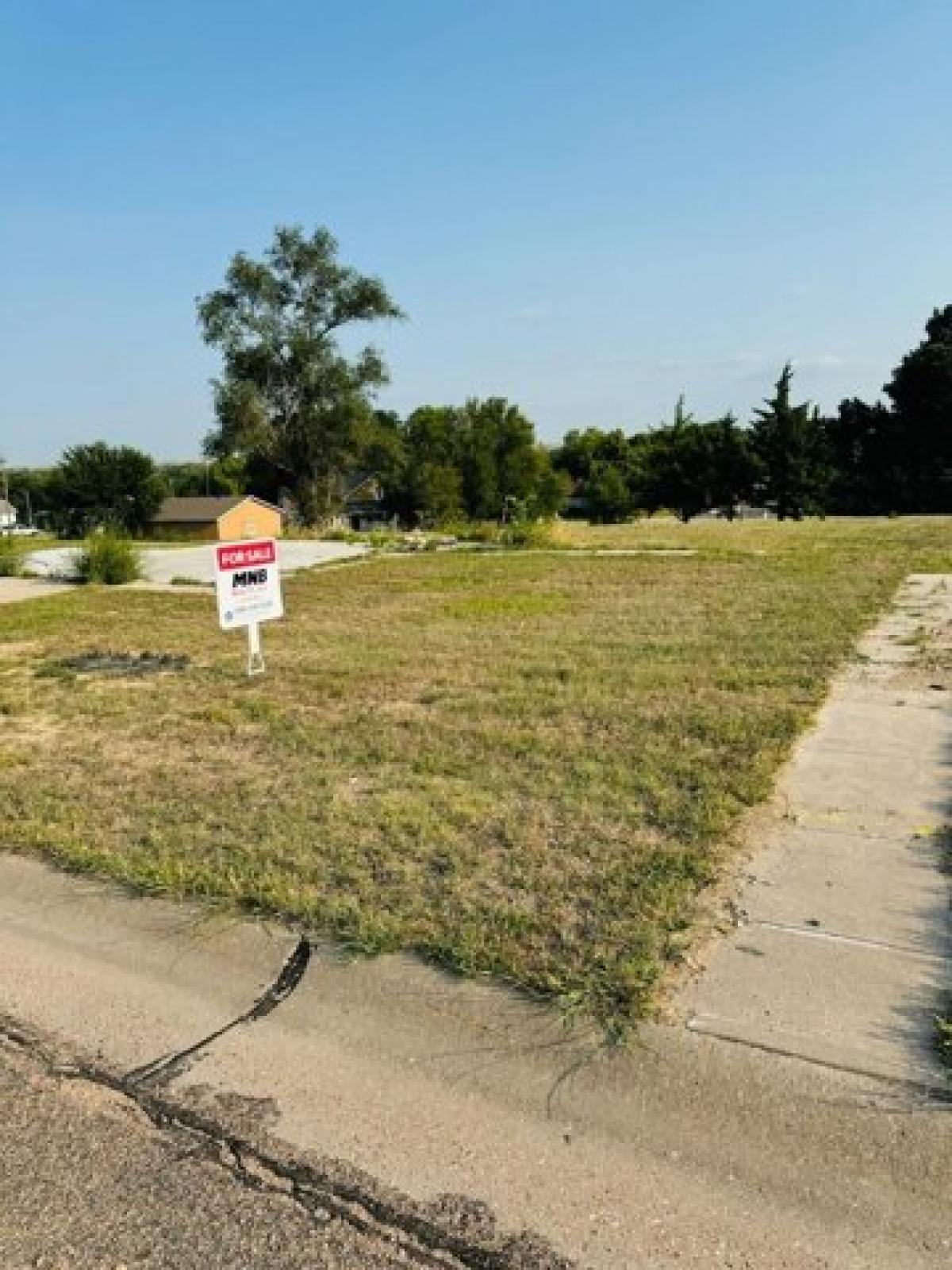 Picture of Residential Land For Sale in Indianola, Nebraska, United States