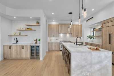 Home For Sale in Hermosa Beach, California