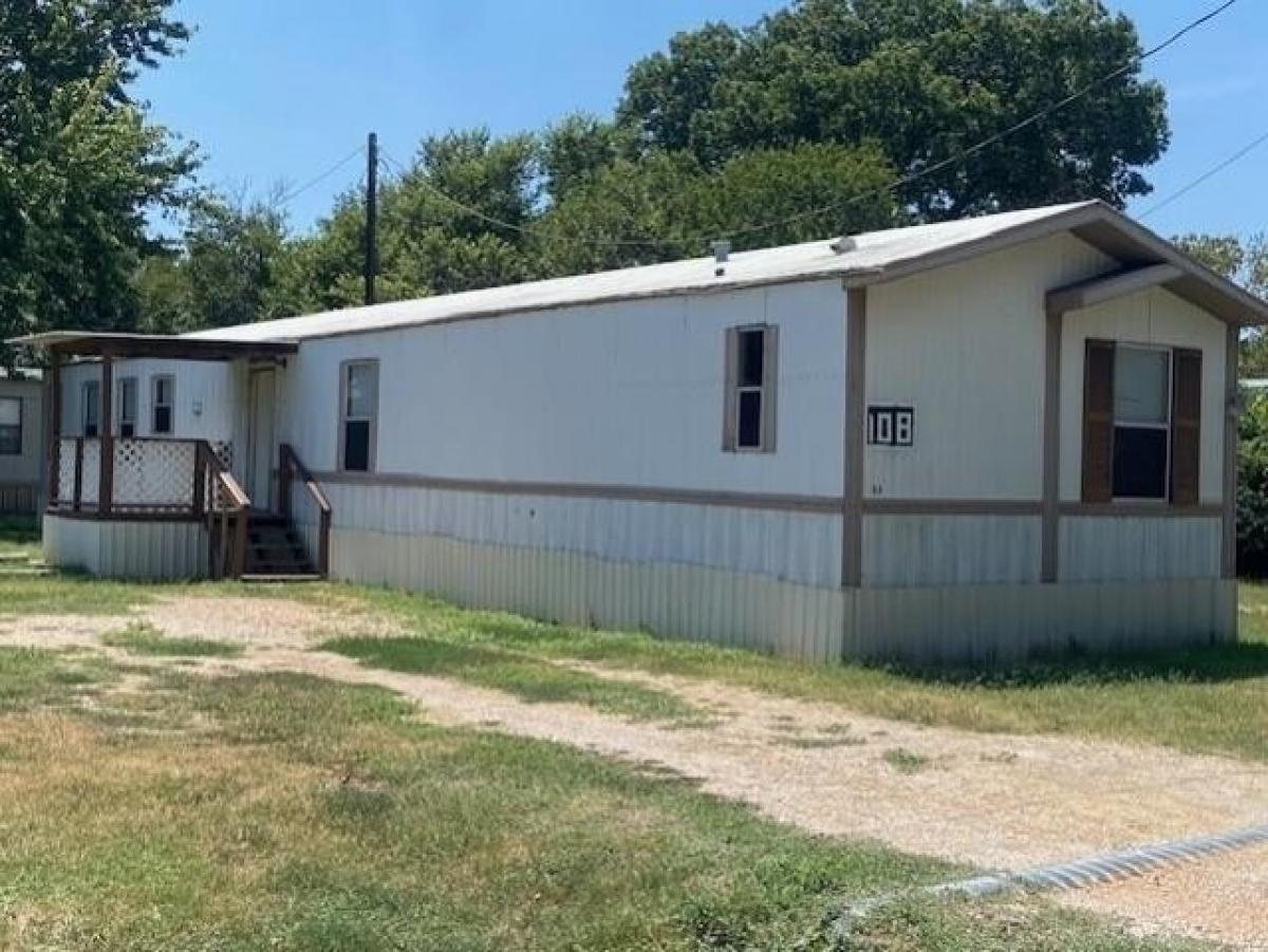 Picture of Home For Rent in Paradise, Texas, United States