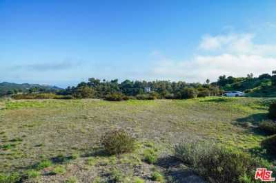 Residential Land For Sale in Topanga, California