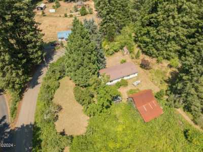 Home For Sale in Toledo, Oregon