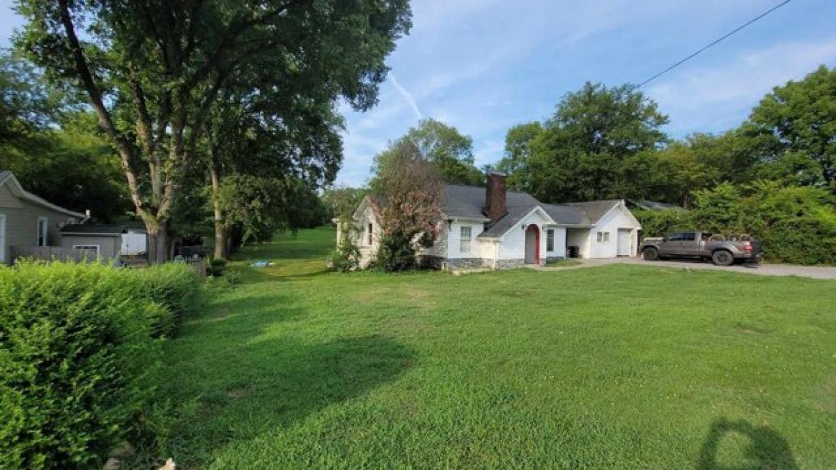 Picture of Home For Sale in Old Hickory, Tennessee, United States