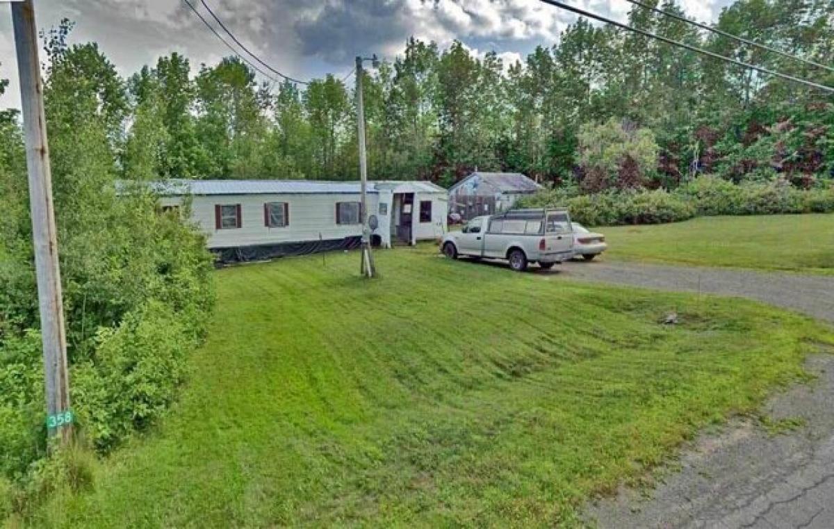 Picture of Home For Sale in Danforth, Maine, United States