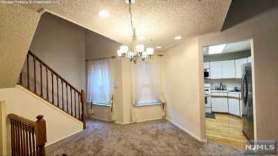 Home For Sale in Mahwah, New Jersey