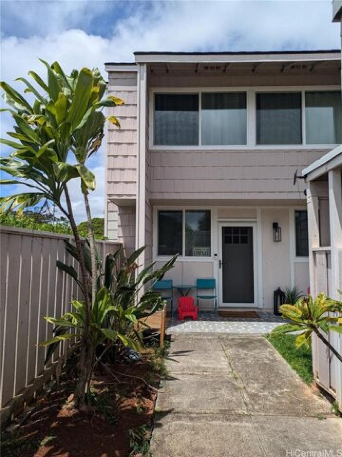 Picture of Home For Sale in Mililani, Hawaii, United States