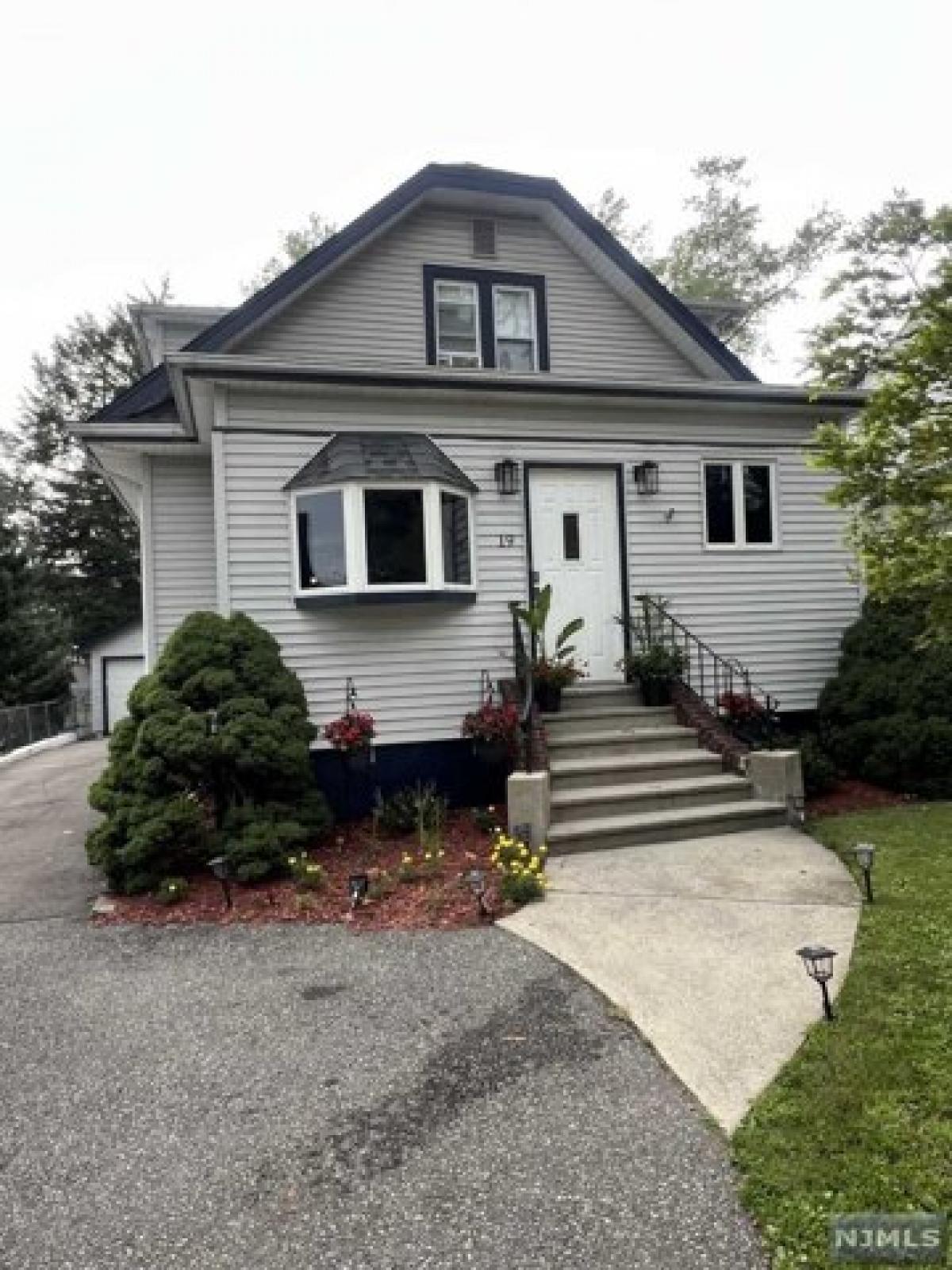 Picture of Home For Rent in North Haledon, New Jersey, United States