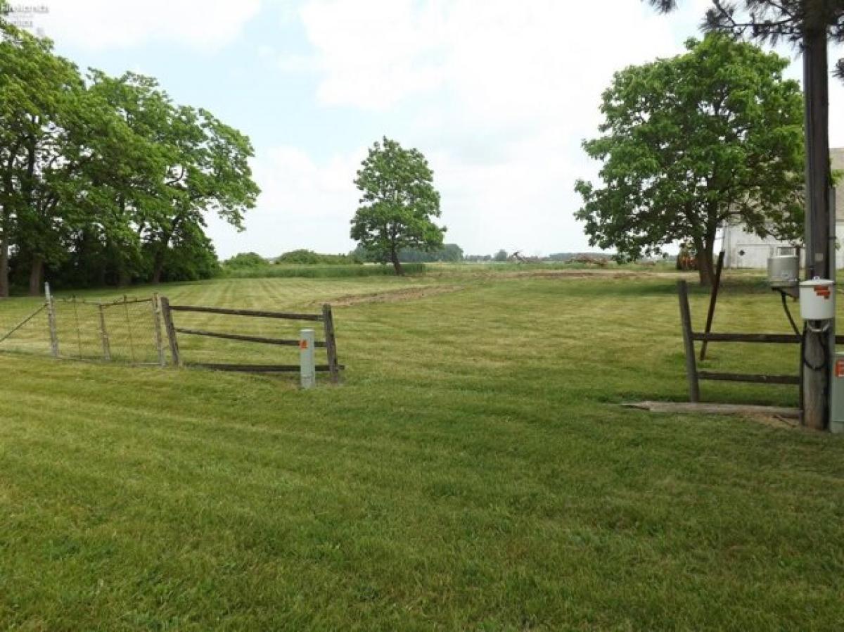 Picture of Residential Land For Sale in Clyde, Ohio, United States