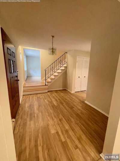 Home For Rent in Ridgewood, New Jersey