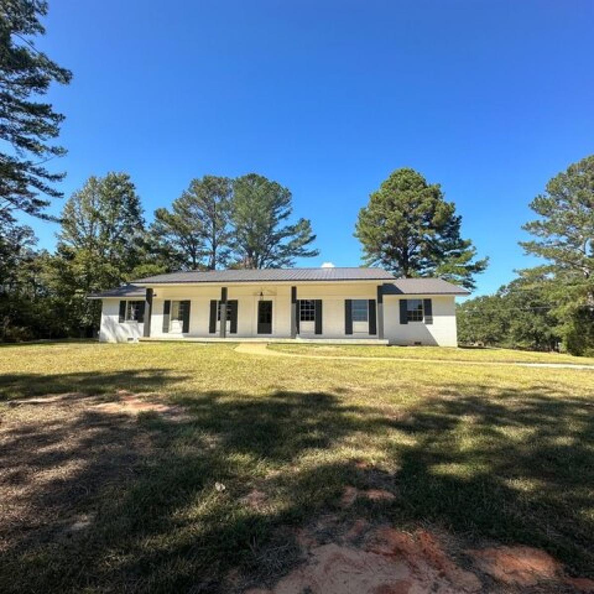 Picture of Home For Sale in Kosciusko, Mississippi, United States