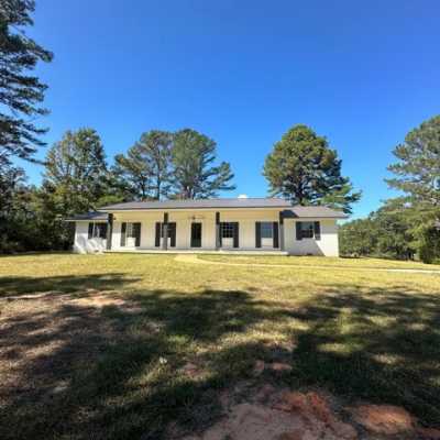 Home For Sale in Kosciusko, Mississippi