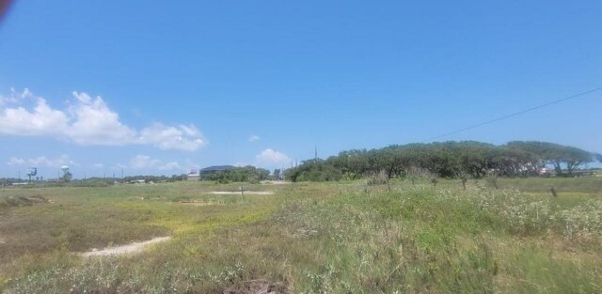 Picture of Residential Land For Sale in Rockport, Texas, United States