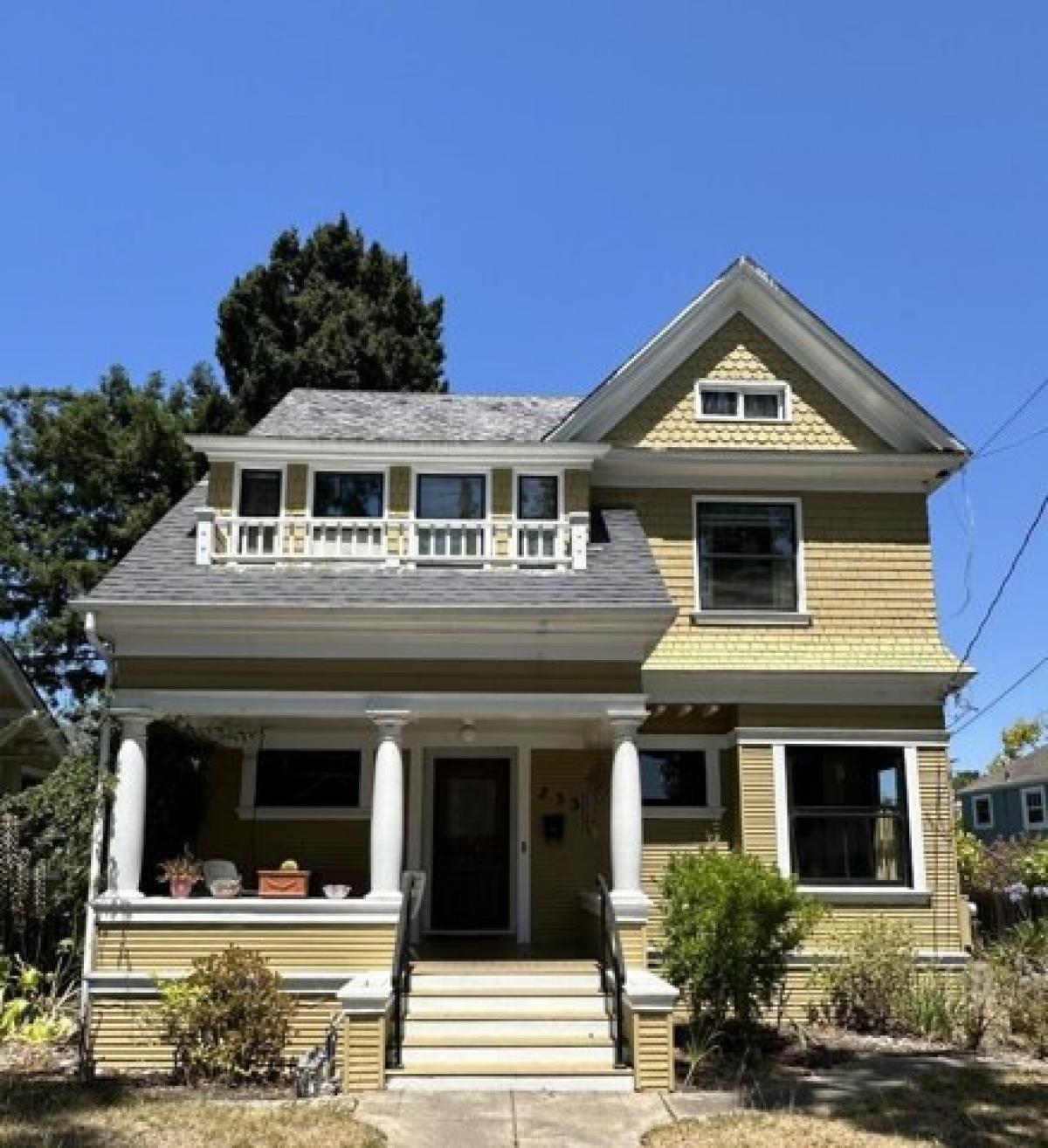 Picture of Home For Sale in Palo Alto, California, United States