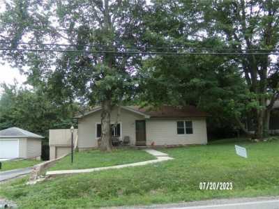 Home For Sale in Caseyville, Illinois