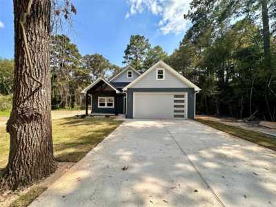 Home For Sale in Plantersville, Texas