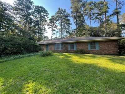 Home For Sale in Pineville, Louisiana