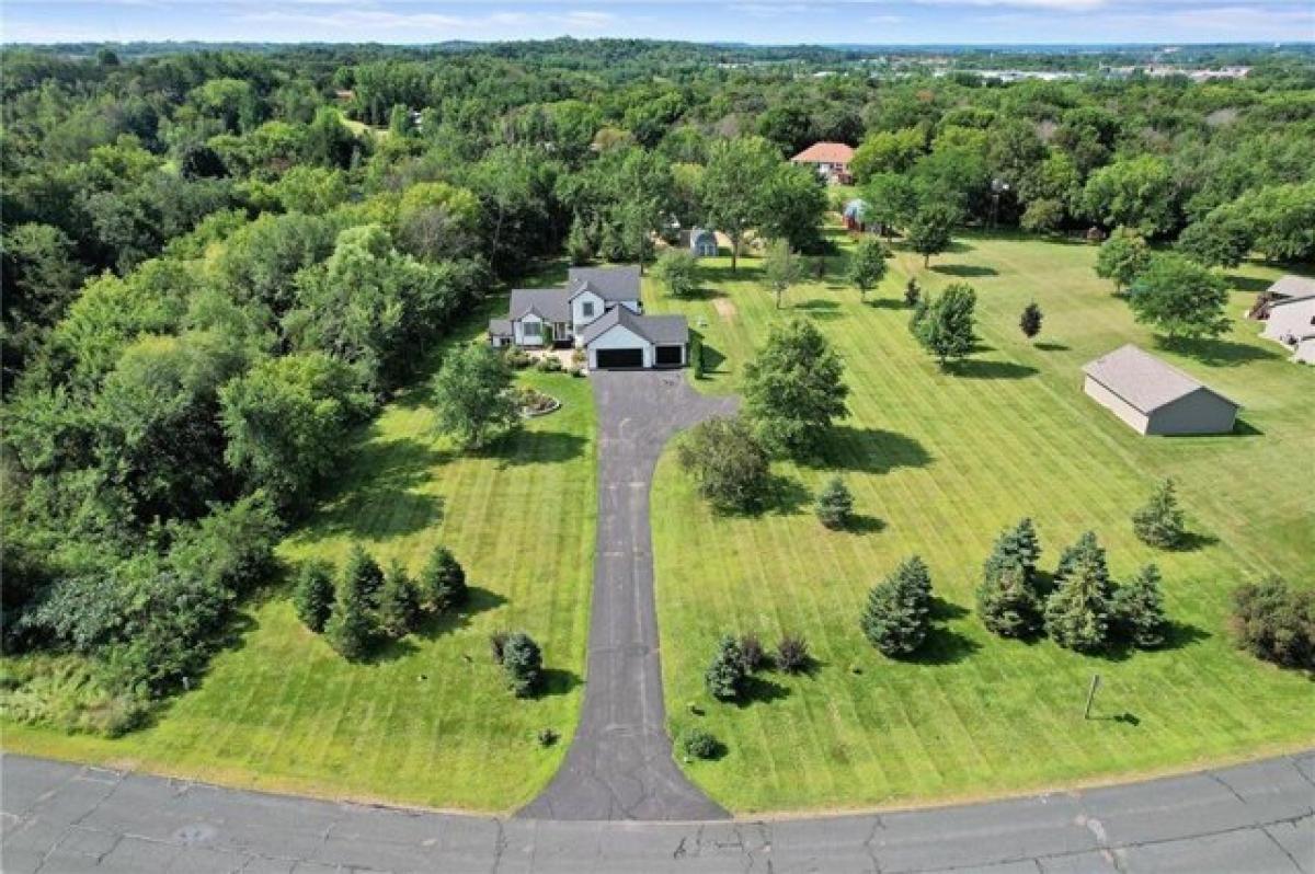 Picture of Home For Sale in Hudson, Wisconsin, United States