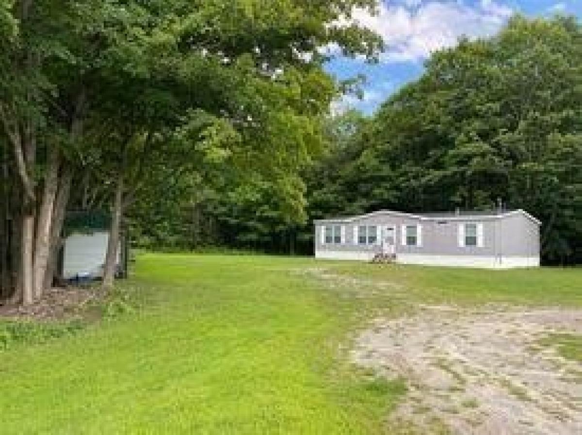 Picture of Home For Sale in Augusta, Maine, United States