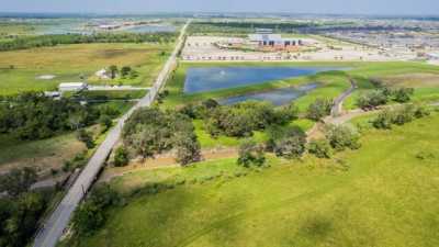 Residential Land For Sale in Rosharon, Texas