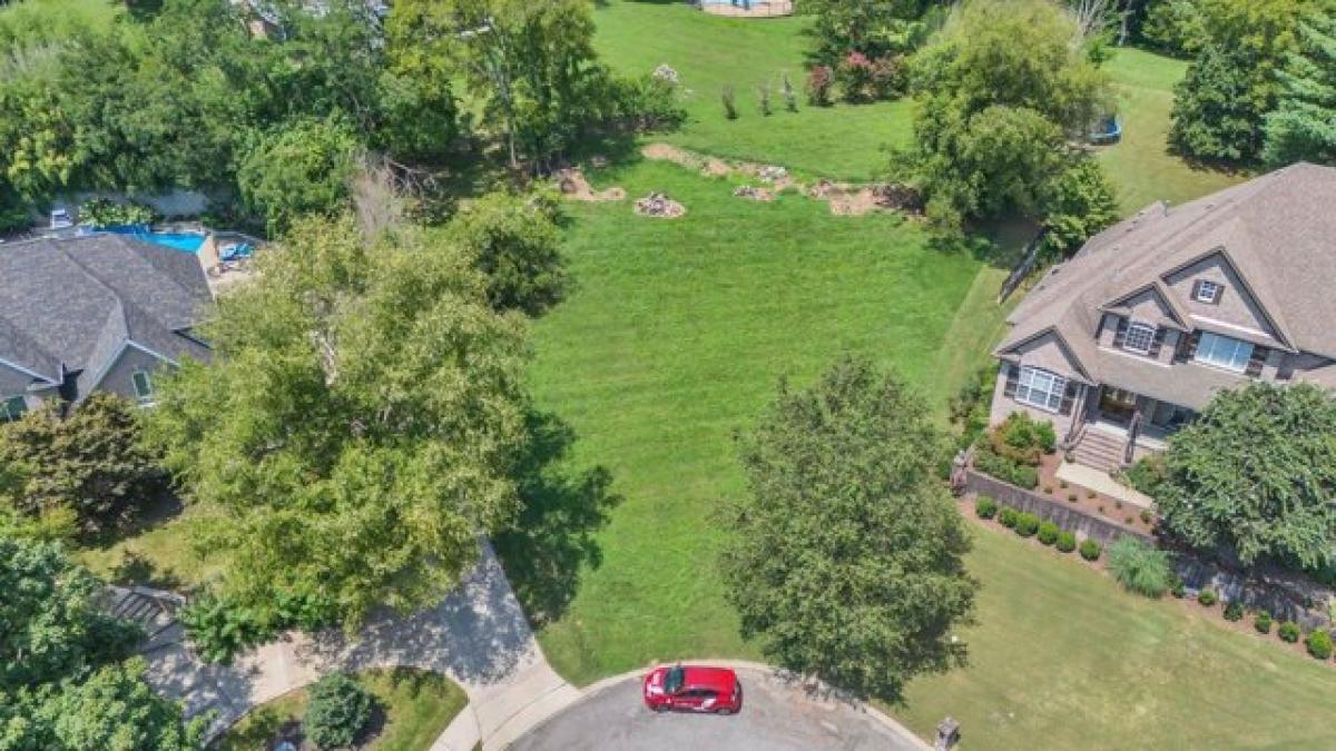 Picture of Residential Land For Sale in Hendersonville, Tennessee, United States