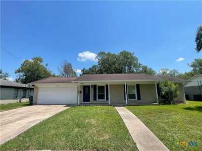 Home For Rent in Victoria, Texas