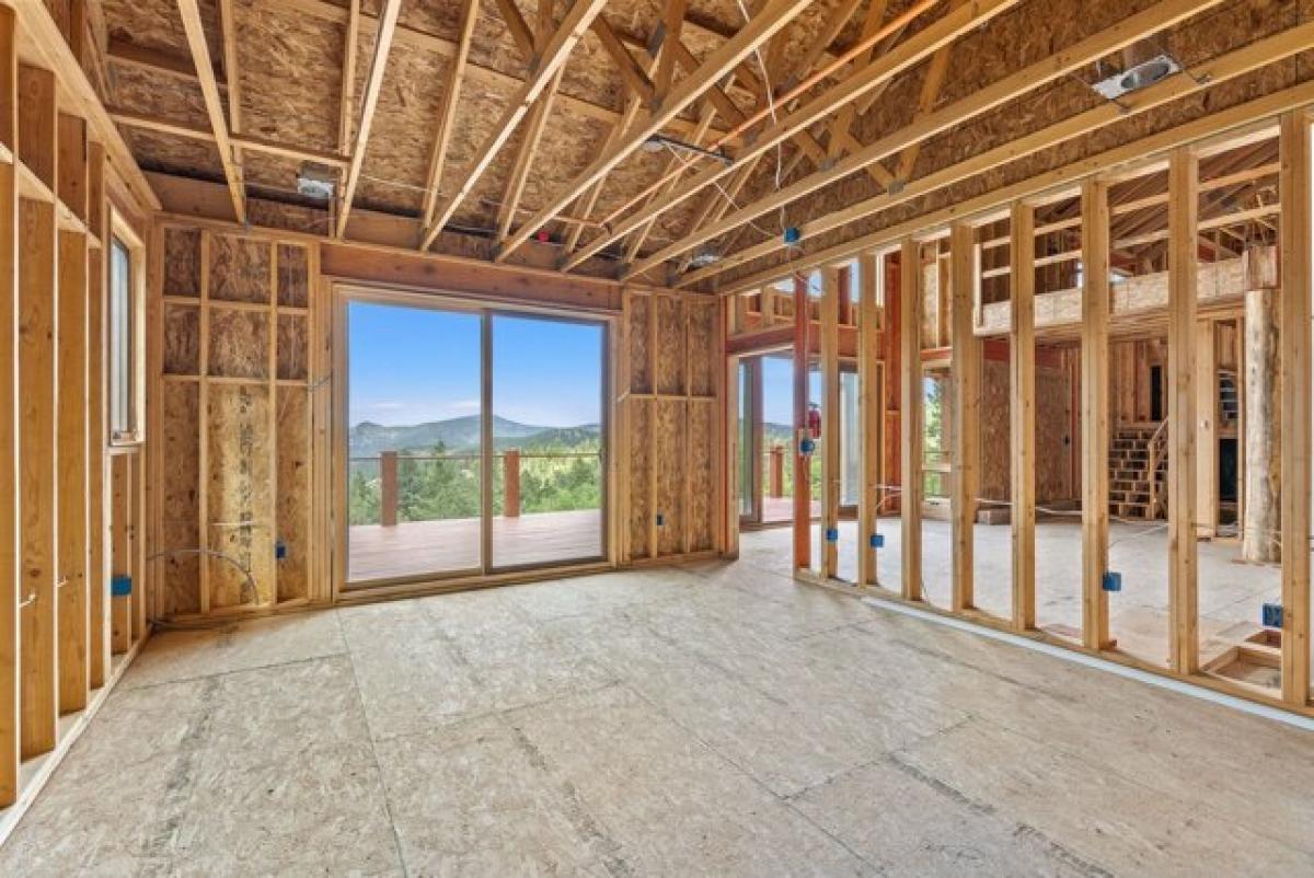 Picture of Home For Sale in Evergreen, Colorado, United States