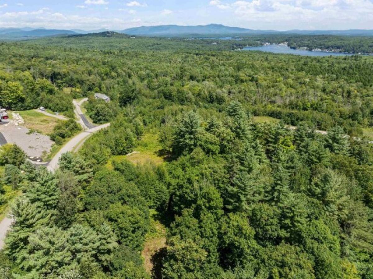 Picture of Residential Land For Sale in Laconia, New Hampshire, United States