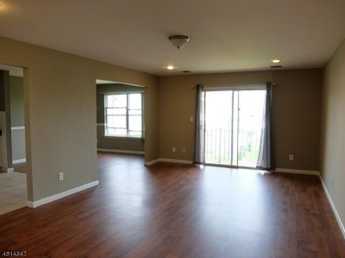 Picture of Home For Rent in East Hanover, New Jersey, United States