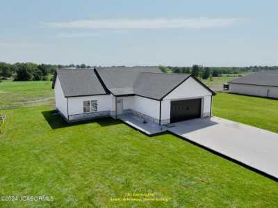 Home For Sale in New Bloomfield, Missouri