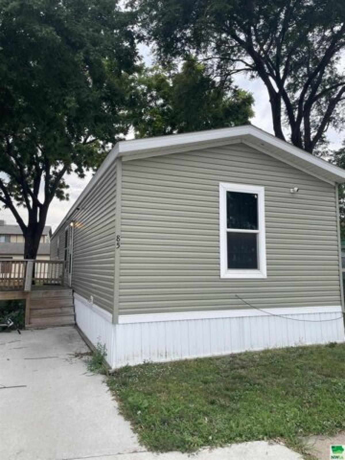 Picture of Home For Sale in Vermillion, South Dakota, United States