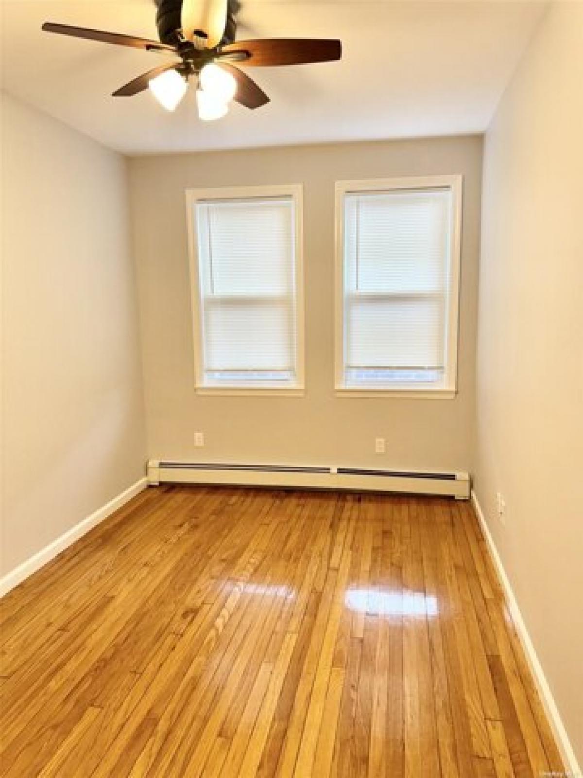 Picture of Apartment For Rent in Little Neck, New York, United States