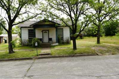 Home For Sale in Coleman, Texas