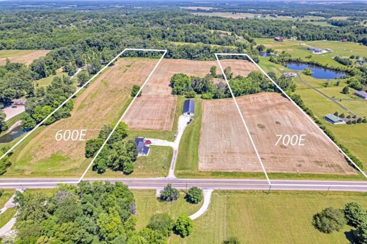 Picture of Residential Land For Sale in Mooresville, Indiana, United States