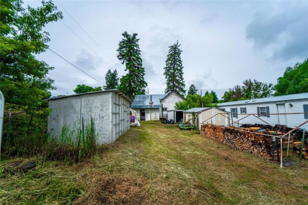 Picture of Home For Sale in Eureka, Montana, United States