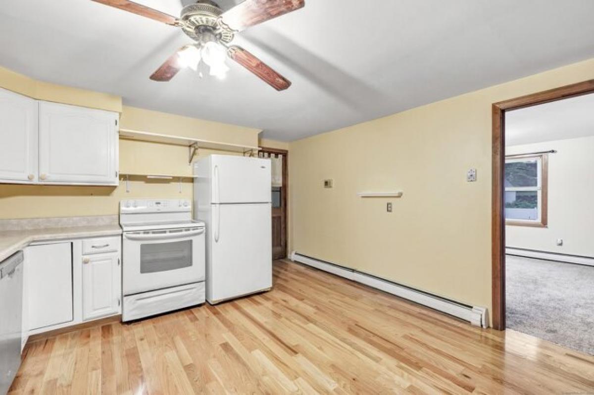 Picture of Apartment For Rent in Ansonia, Connecticut, United States