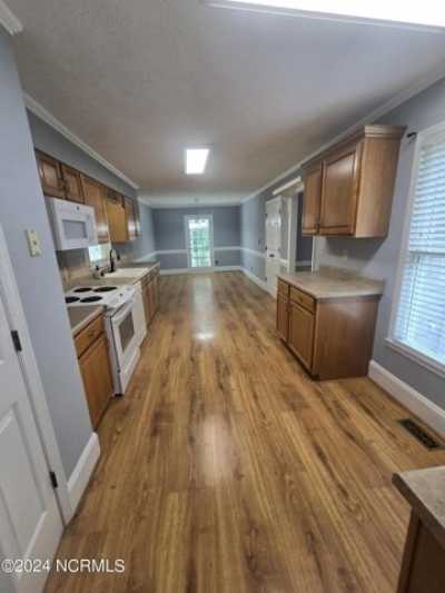 Home For Sale in Elizabethtown, North Carolina