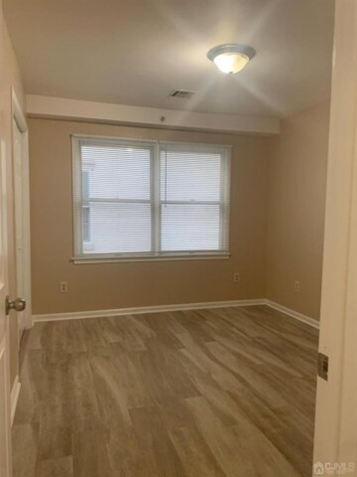 Picture of Apartment For Rent in Dunellen, New Jersey, United States