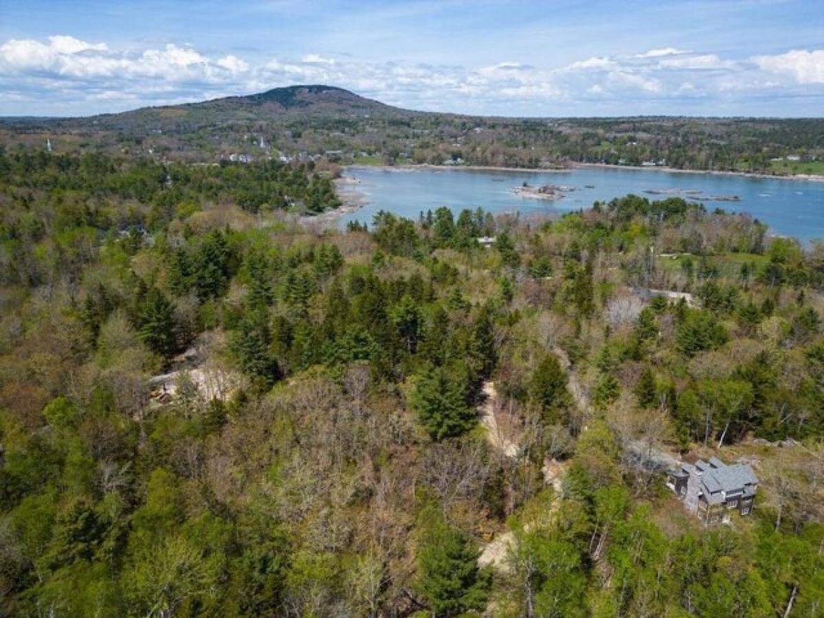 Picture of Residential Land For Sale in Blue Hill, Maine, United States