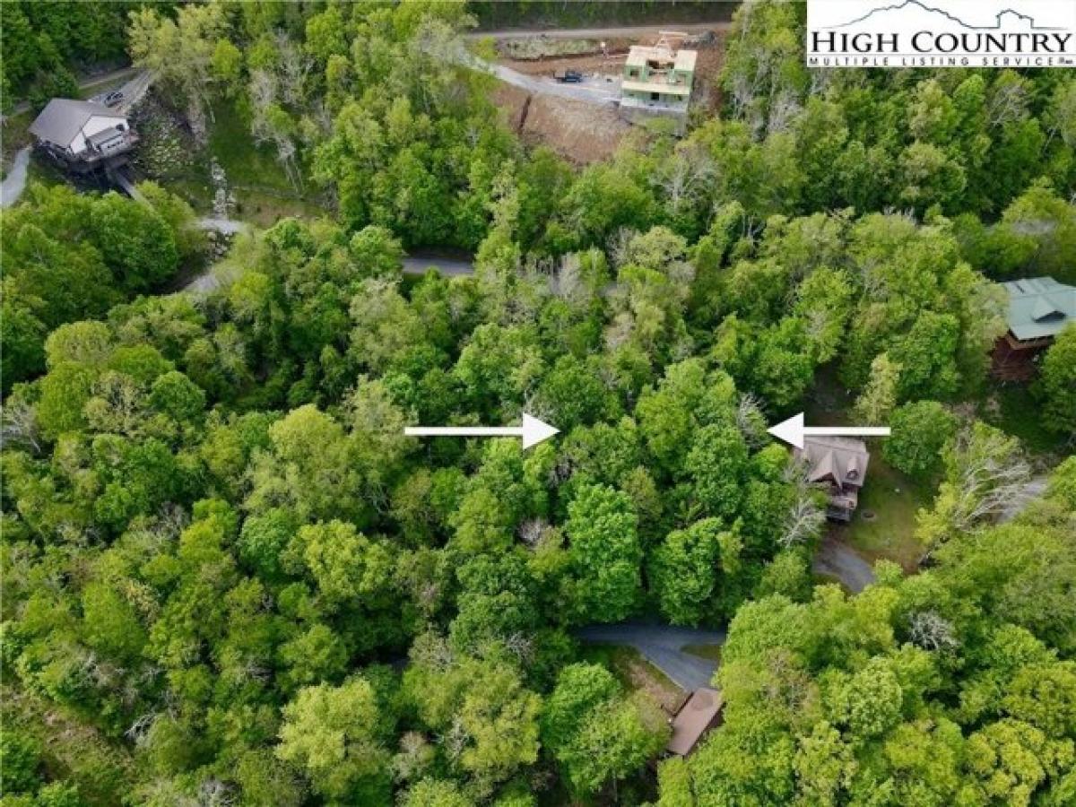 Picture of Residential Land For Sale in Seven Devils, North Carolina, United States